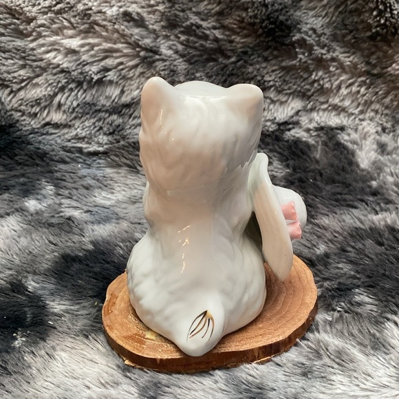 Vintage Cute Cat with Hat Porcelain Figurine - Picture 4 of 16